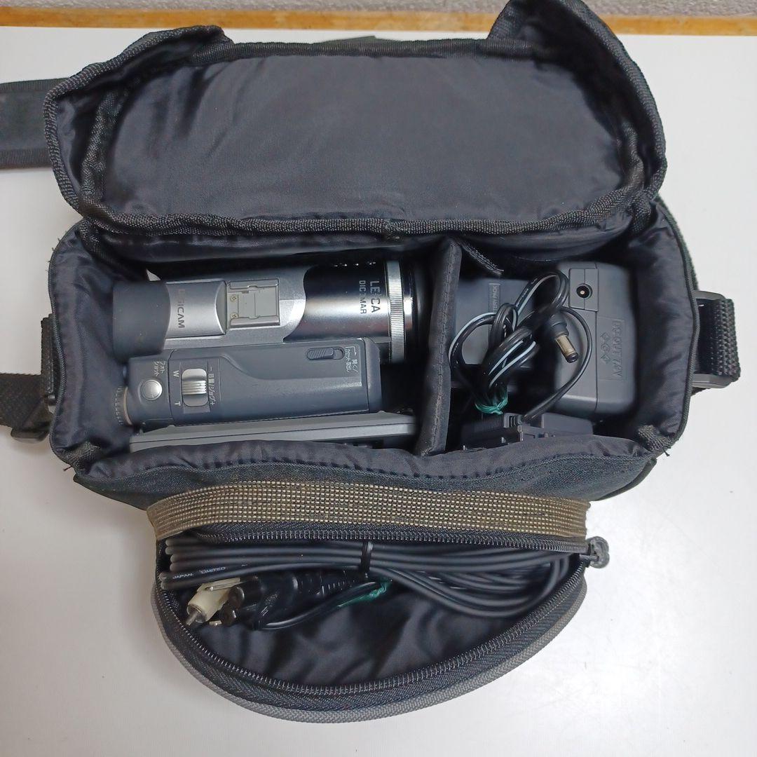 Panasonic Mini DV ビデオカメラ（NV-GS120）