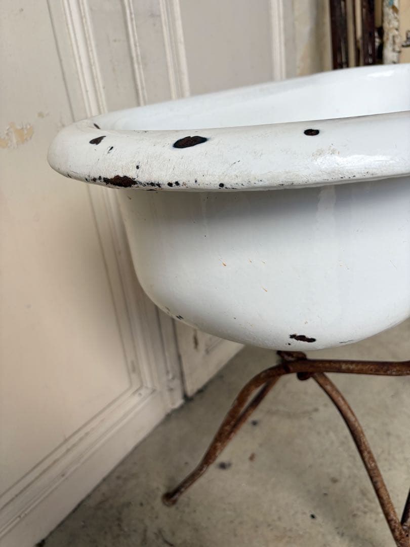 ベビーバス　ホーロー　アンティーク
