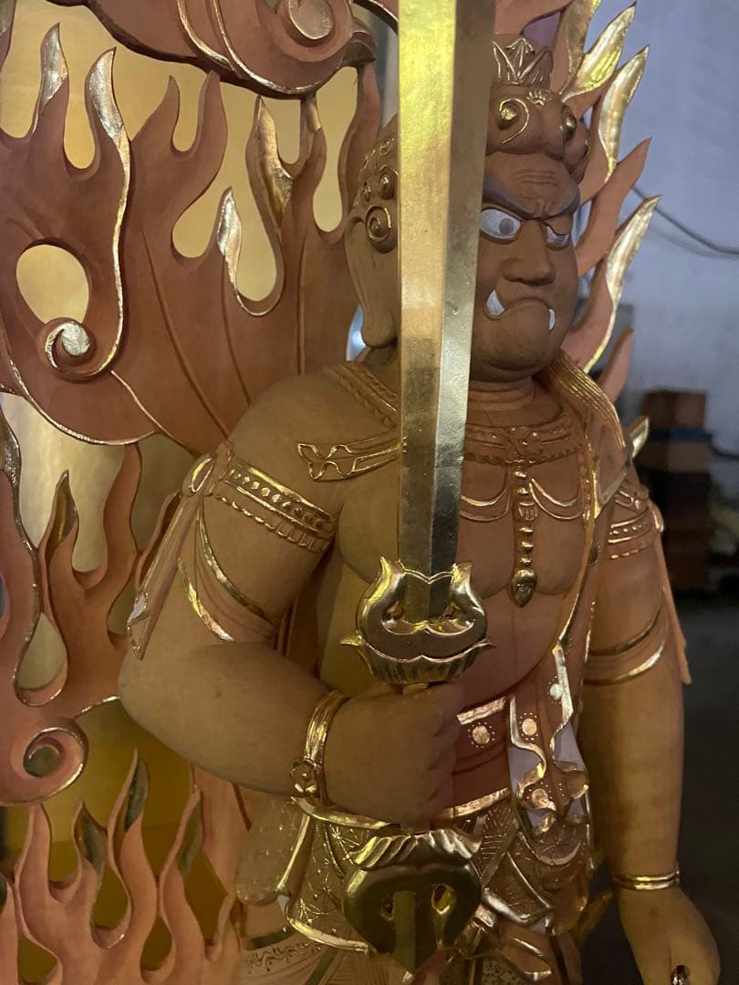 不動明王立像　金泥 高さ78cm 香木 、仏教美術 高68cm 仏像 木彫 寺院