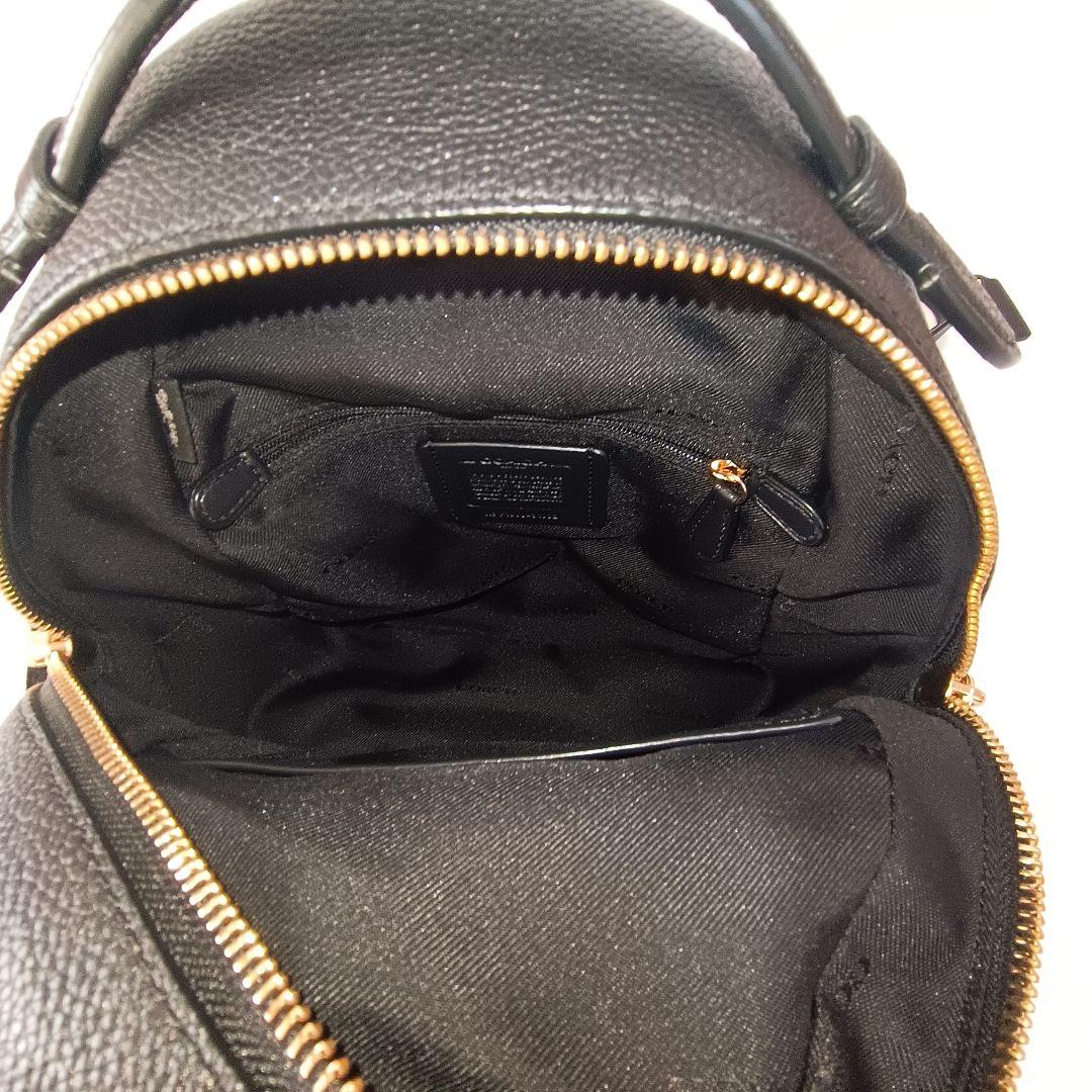 未使用に近い　COACH　ミニリュック　バックパック　ターンロック　シボ