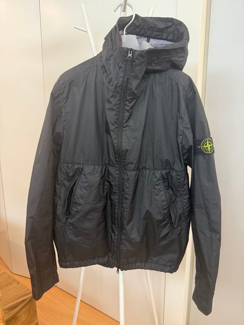 STONE  ストーンアイランド ブルゾン