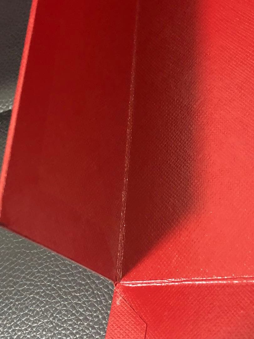 カルティエ　マイヨンパンテール等に　大型ネックレスケース