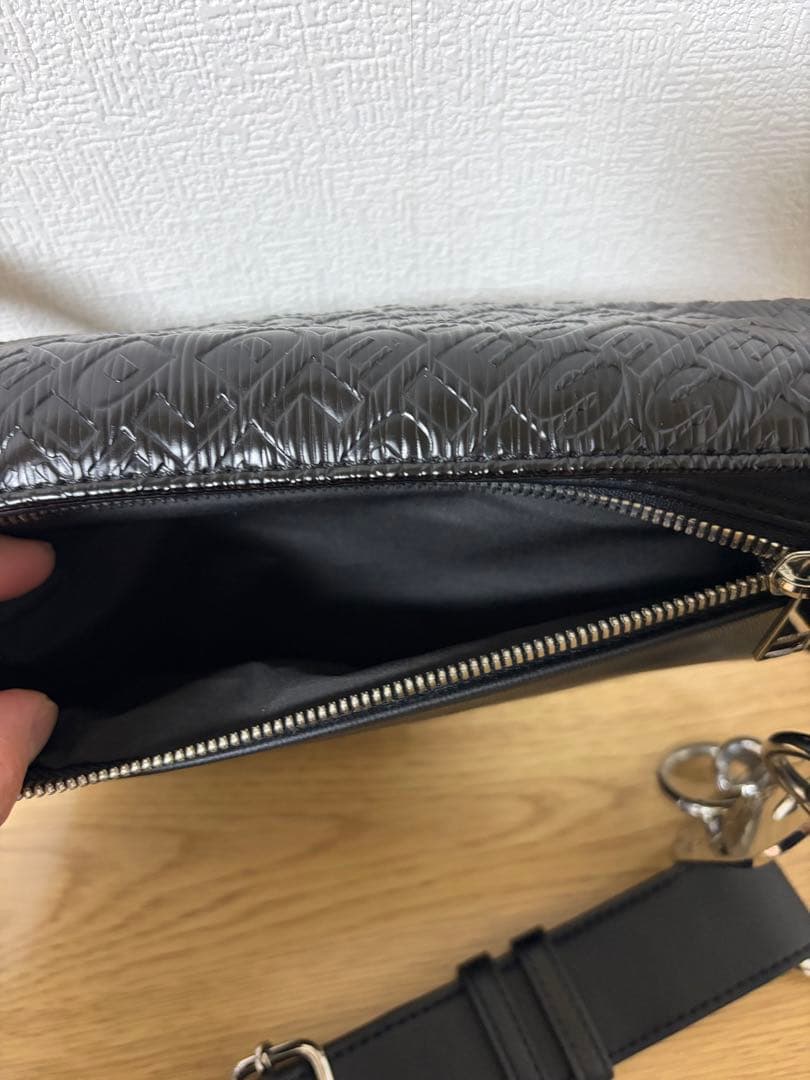 DIESEL ブラック ボディバッグ ショルダーバッグ