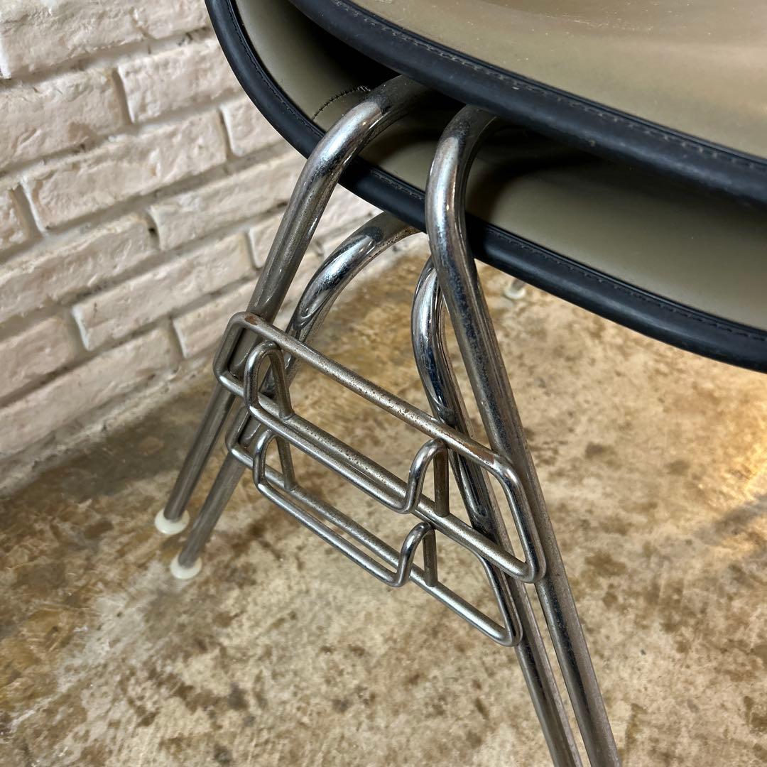 ハーマンミラー　2脚セット