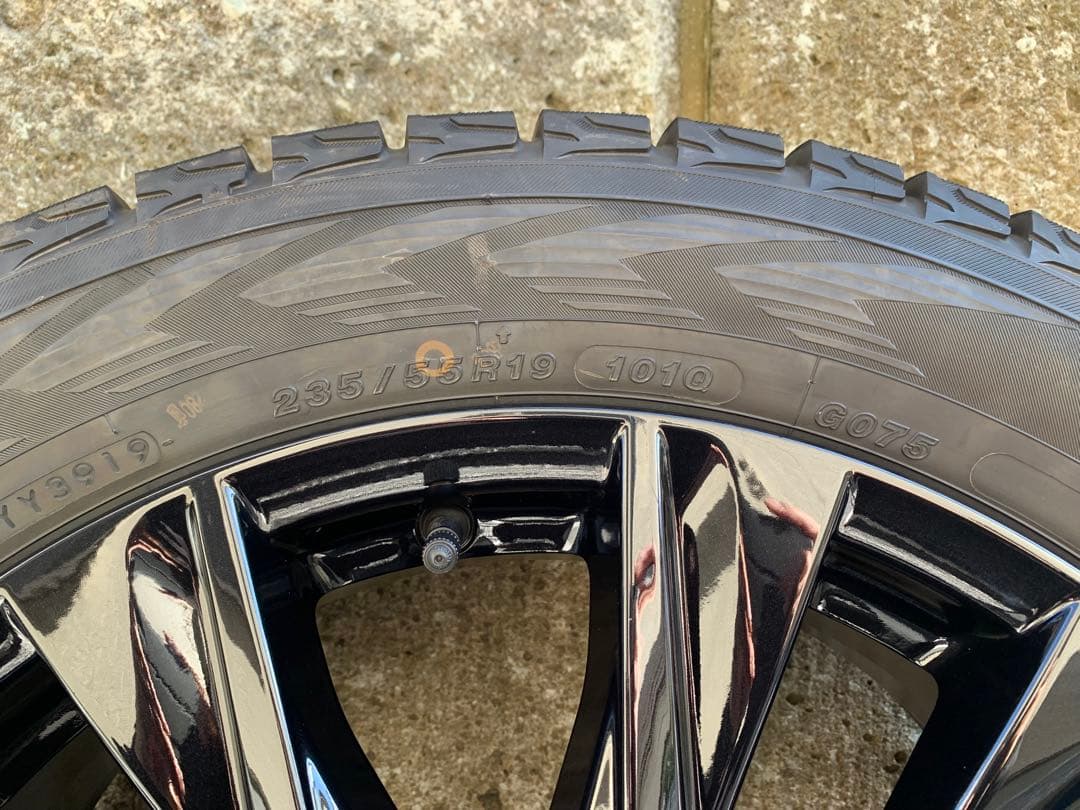 超美品！　ヨコハマスタッドレス　235/55 19 CX-5 純正19インチ