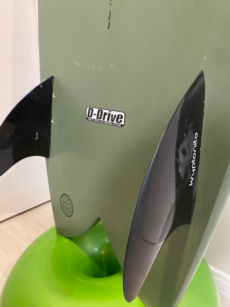 レトロツインフィッシュ　マイクシェイプス　5'8\" サーフボード　フィン付き