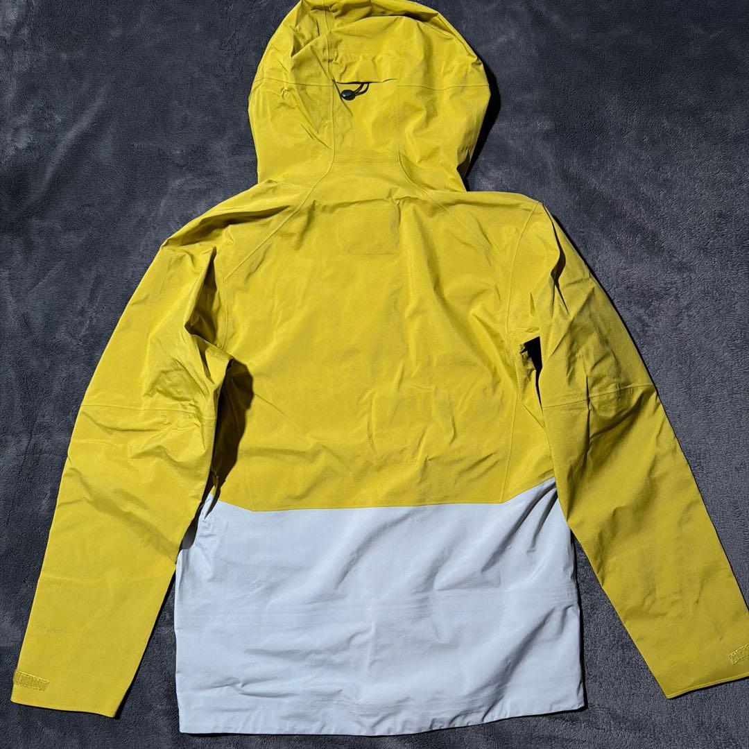 2023年 Patagonia Untracked GORE-TEX ジャケット