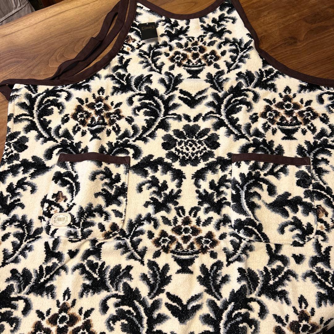 FEILER エプロン アイボリー・ブラウン　新品タグ付き