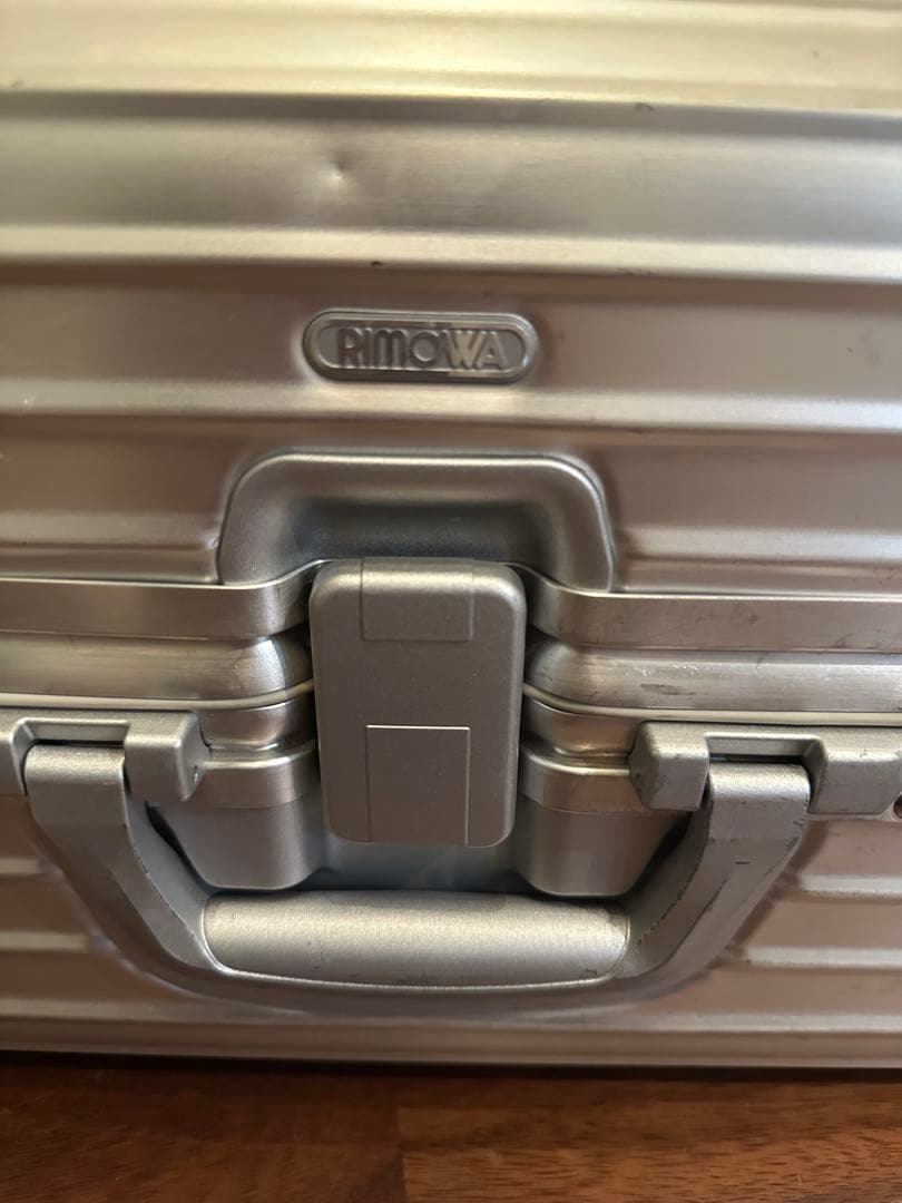 【最安値】RIMOWA 4輪 トパーズ 98L アルミ キャリーケース