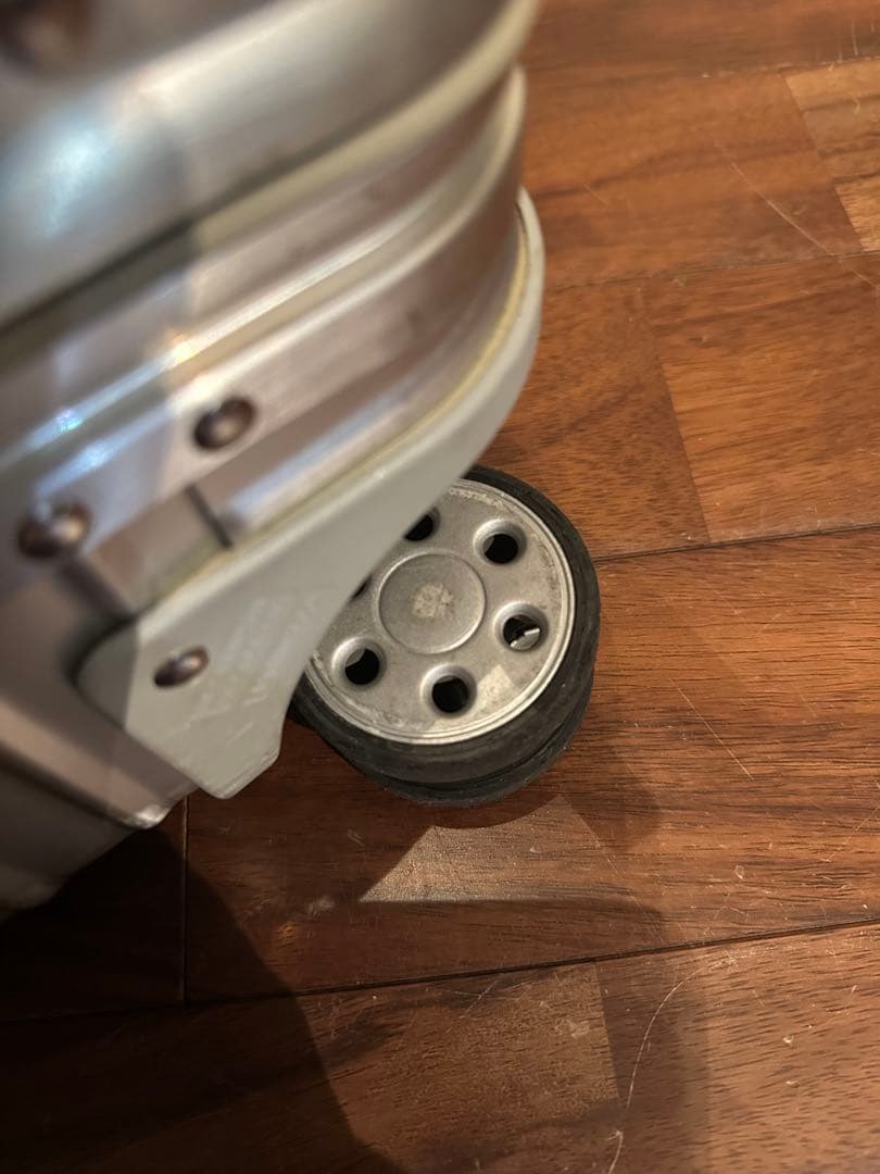 【最安値】RIMOWA 4輪 トパーズ 98L アルミ キャリーケース