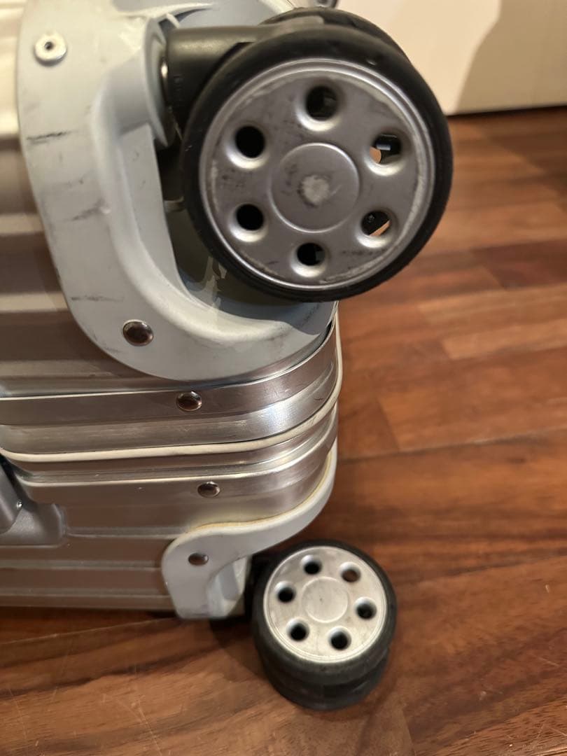 【最安値】RIMOWA 4輪 トパーズ 98L アルミ キャリーケース
