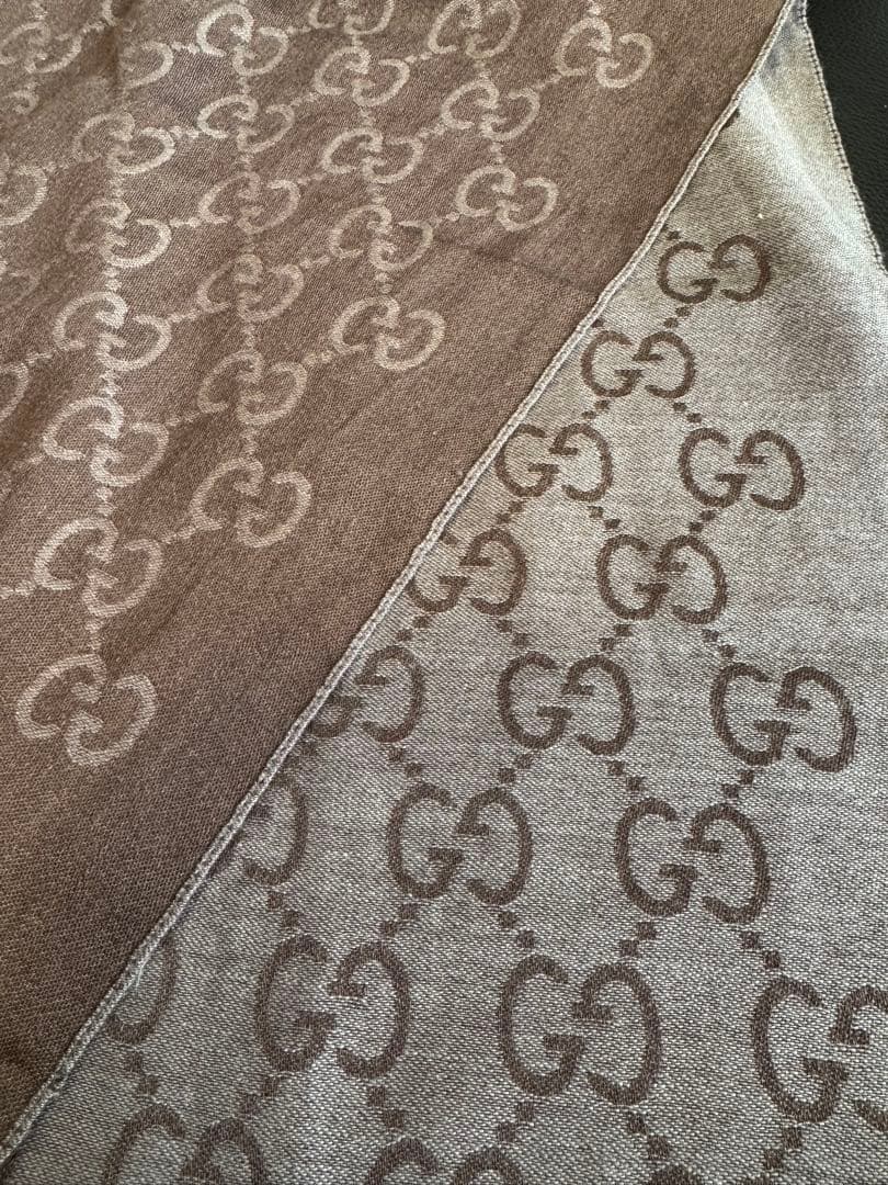 GUCCI GGロゴマフラー グレー ブラウン　新品未使用