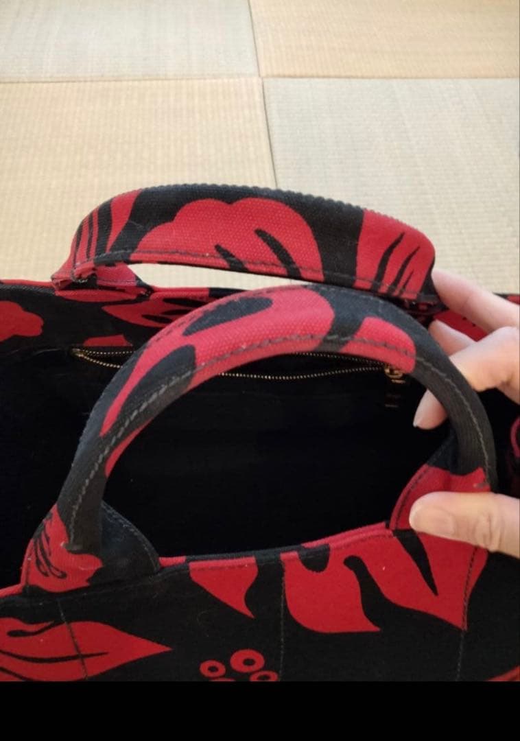 リンナ様限定です。PRADA カナパ　ハイビスカス柄