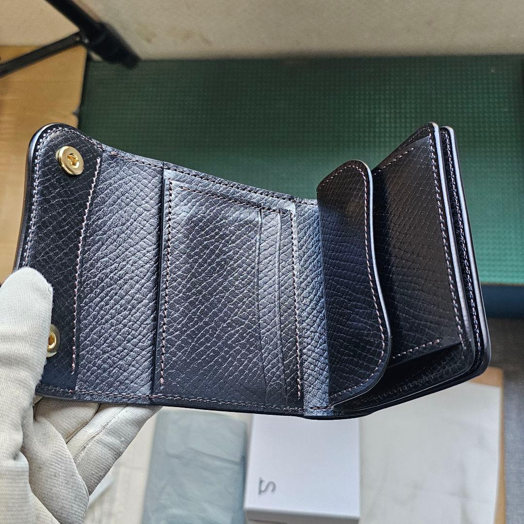 WILDSWANS ワイルドスワンズ サドルプルアップ イーノ サドル 黒