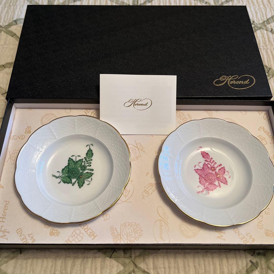 新品　ヘレンド　アポニーグリーン　ピンク　小皿　フルーツ　ギフト