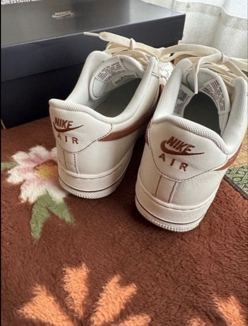 ナイキ エアフォース1 '07 LV8