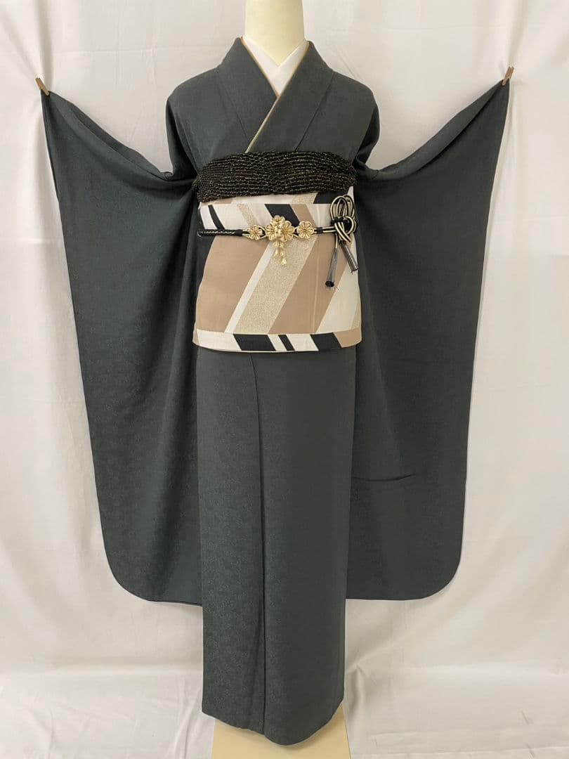 売約済み【WA-Modern】★★正絹　紋意匠　無地振袖　7点フルセット★★