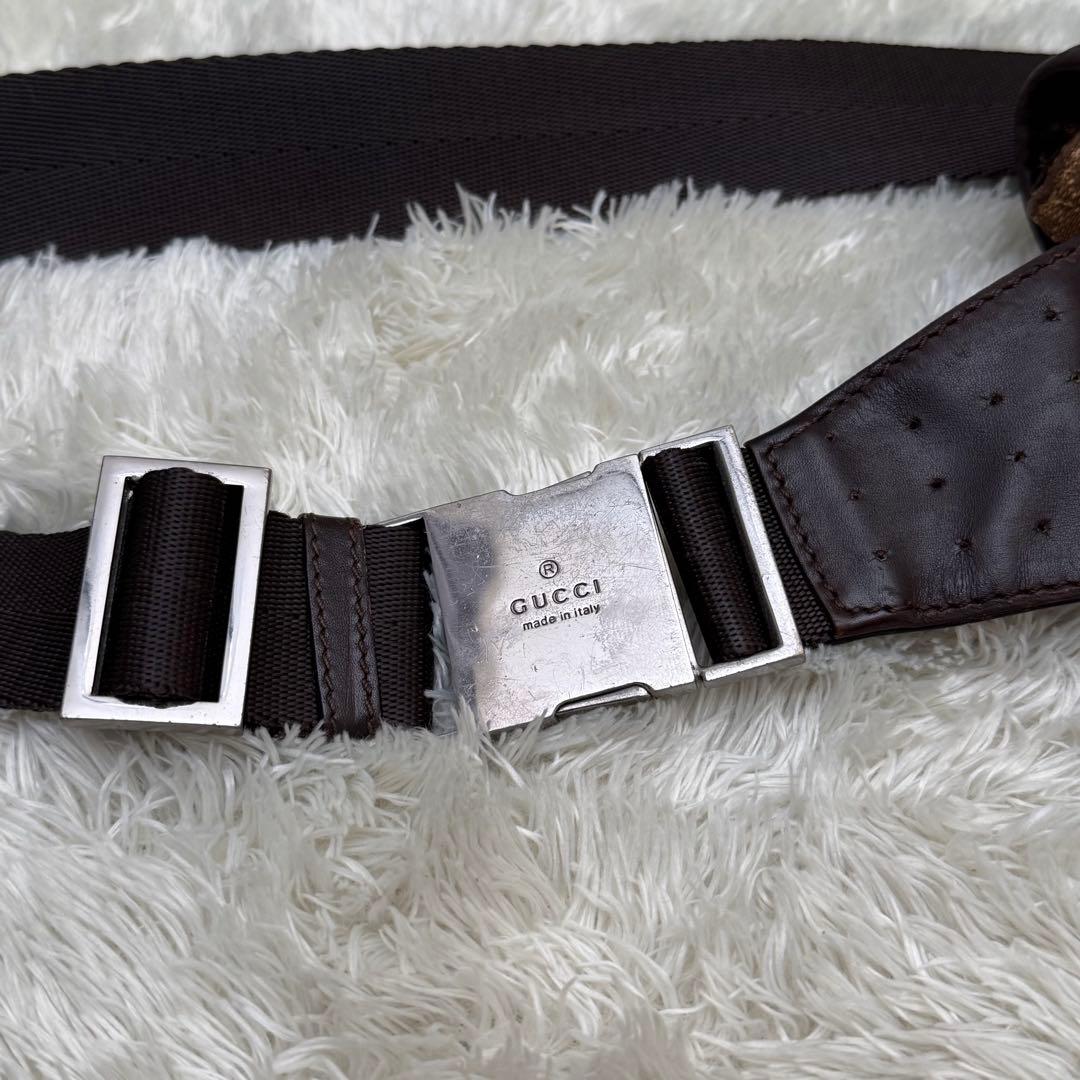 GUCCIグッチ ボディバッグ ウエストポーチ GGキャンバス ブラウン レザー