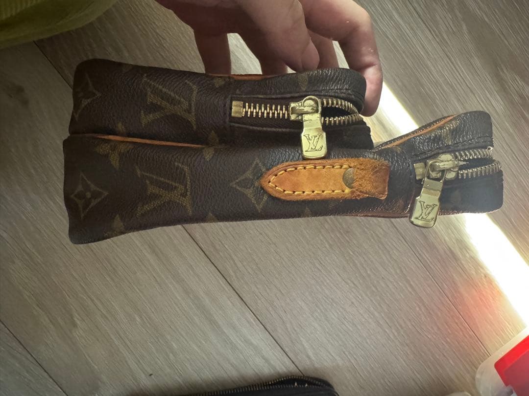 LV アマゾン モノグラム ショルダー破損品