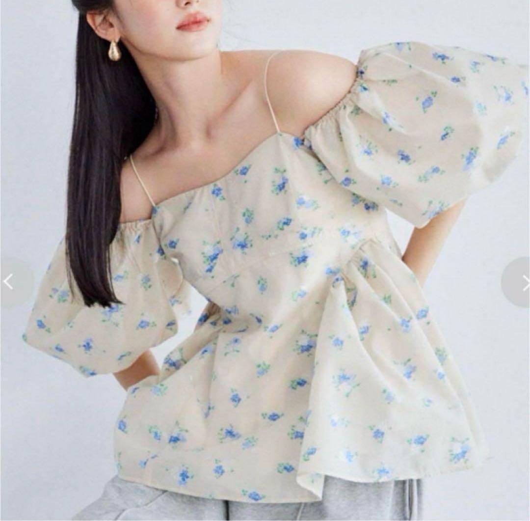 【新品未使用】リリーブラウン 3wayシアージャガードペプラムブラウス フラワー