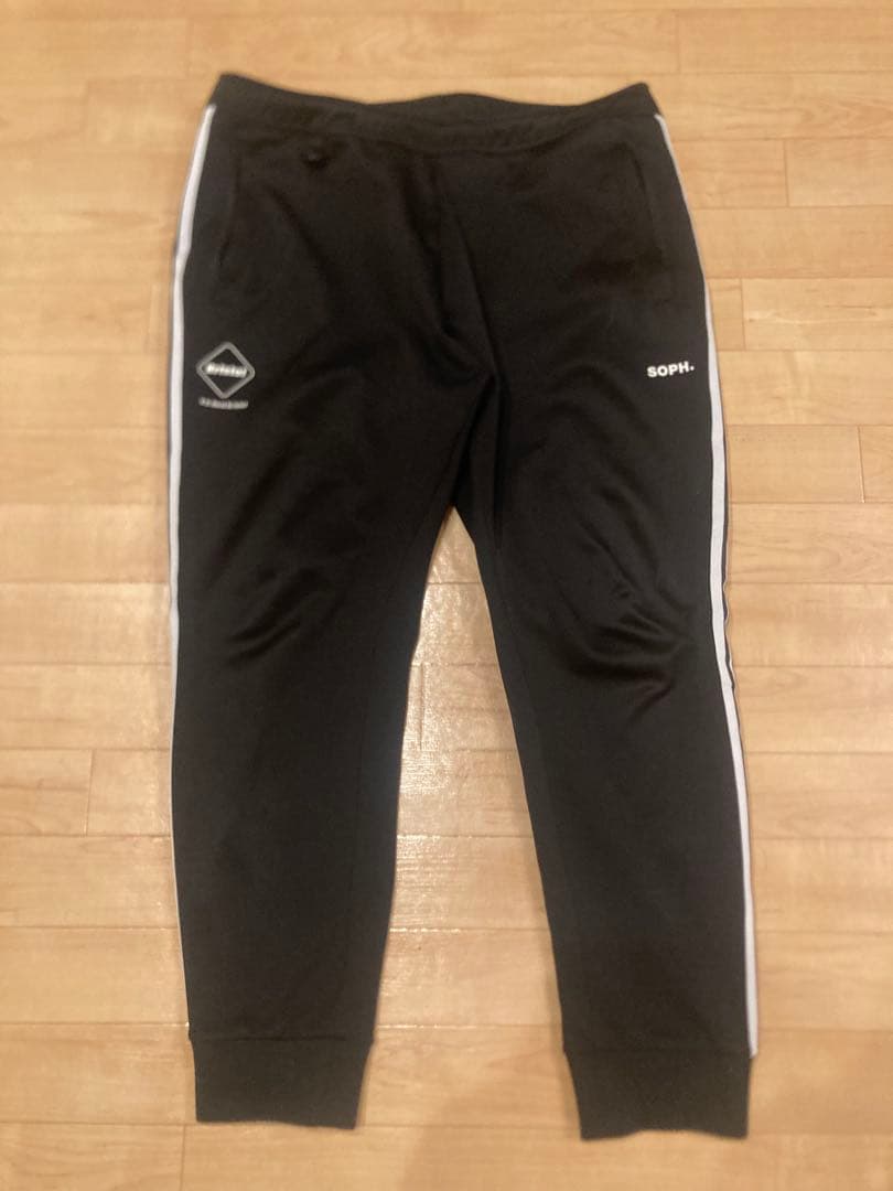 F.C.Real Bristolジャージパンツ希少！！早い者勝ち！