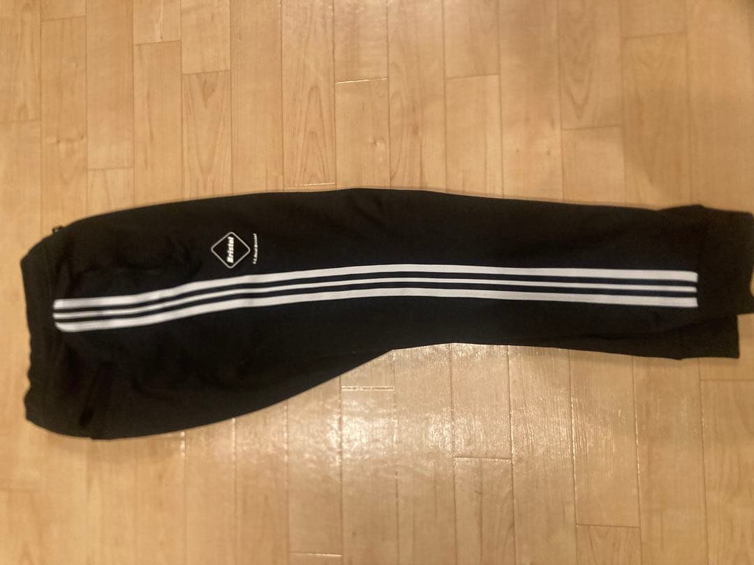 F.C.Real Bristolジャージパンツ希少！！早い者勝ち！