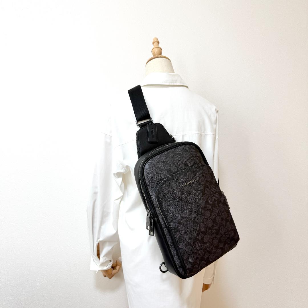 ✨極美品✨ COACH コーチ イーサン パック ボディバッグ シグネチャー