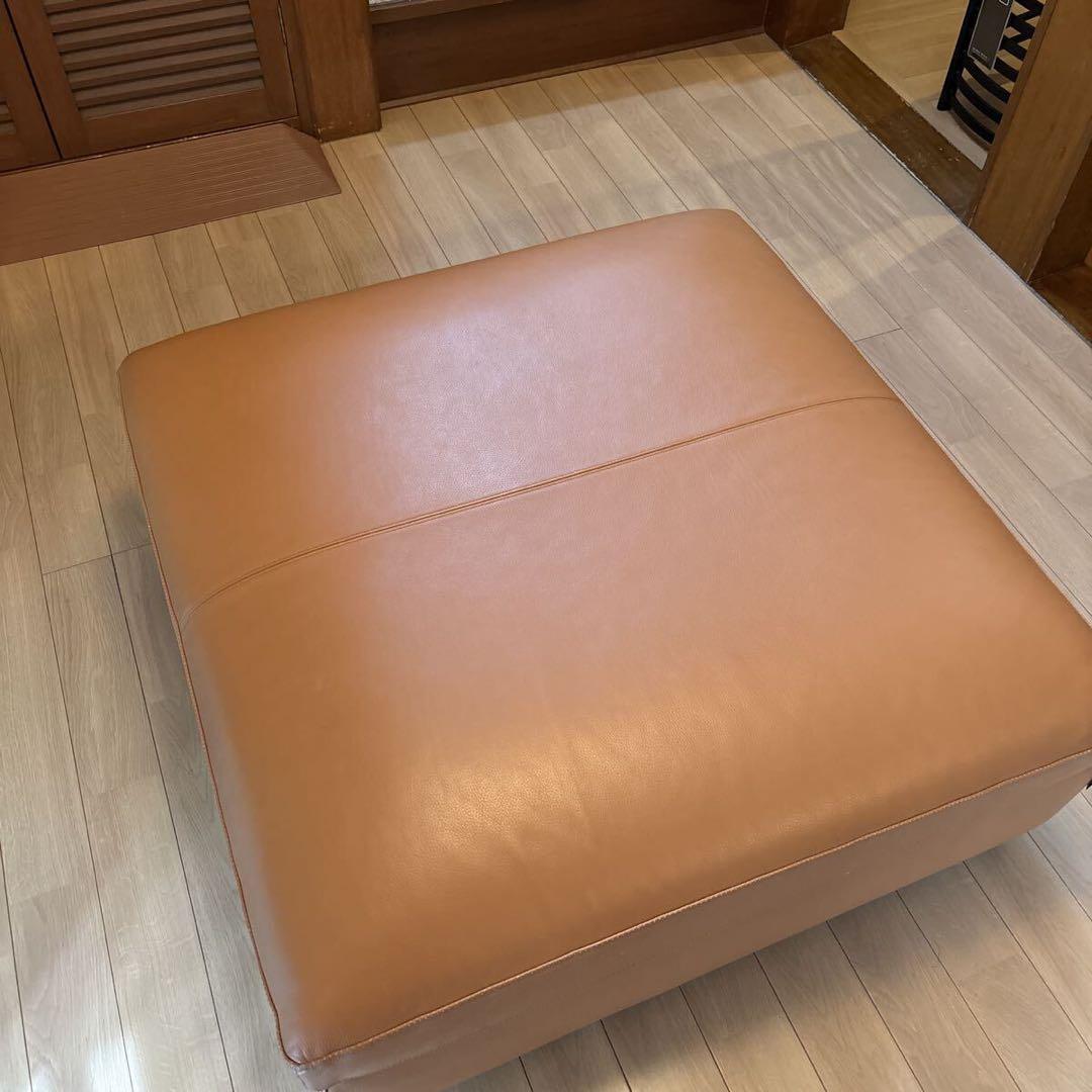 超美品ALFLEX SONAブラウンレザー スクエアオットマンモデルルーム展示品