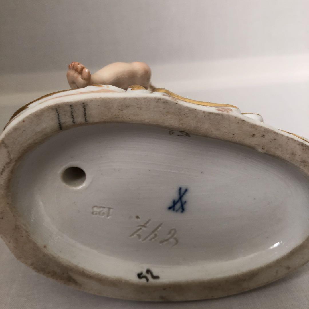 マイセン　陶器人形置物　チョコレートを作る天使