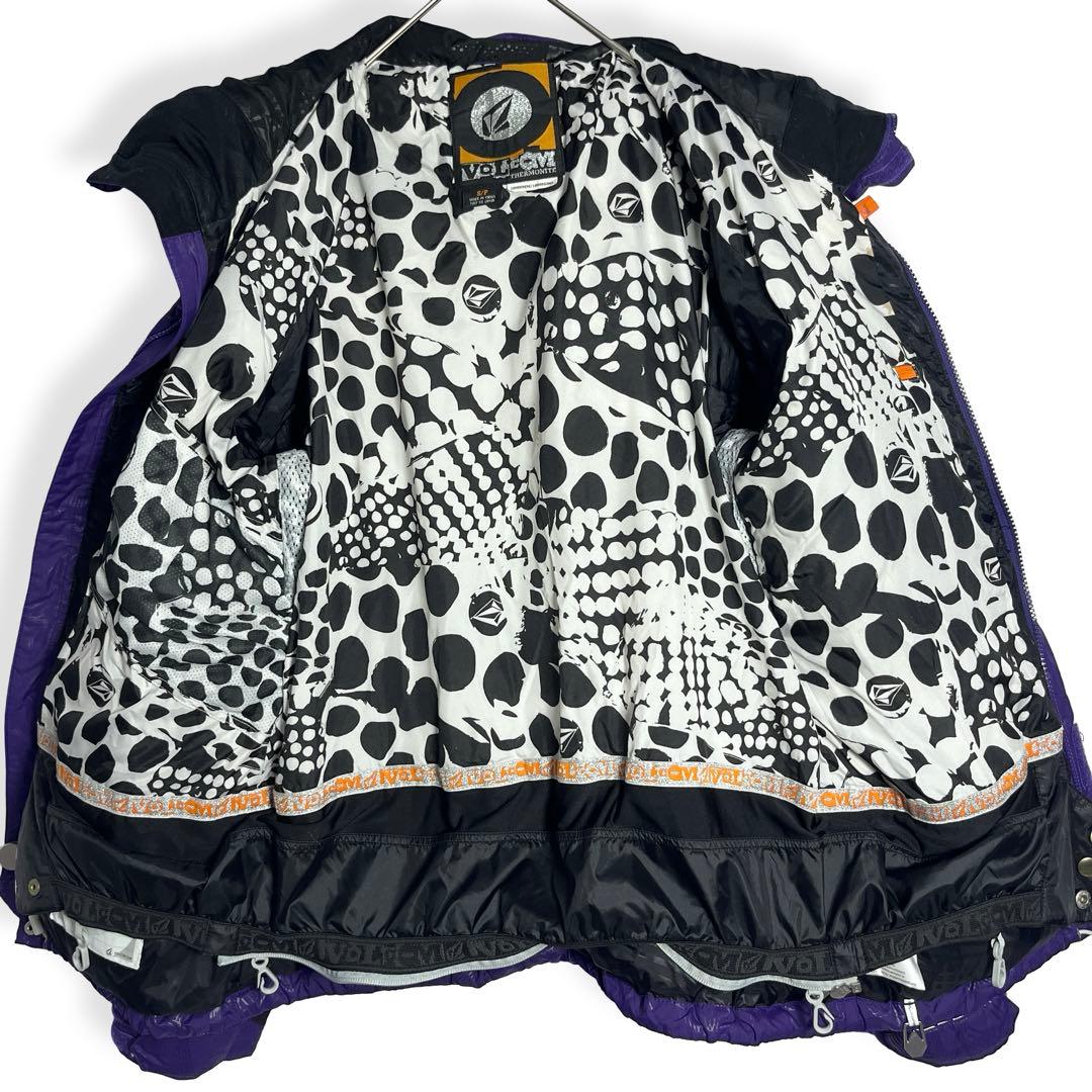 美品✨VOLCOM スノボウェア THERMONITE ダウンジャケット
