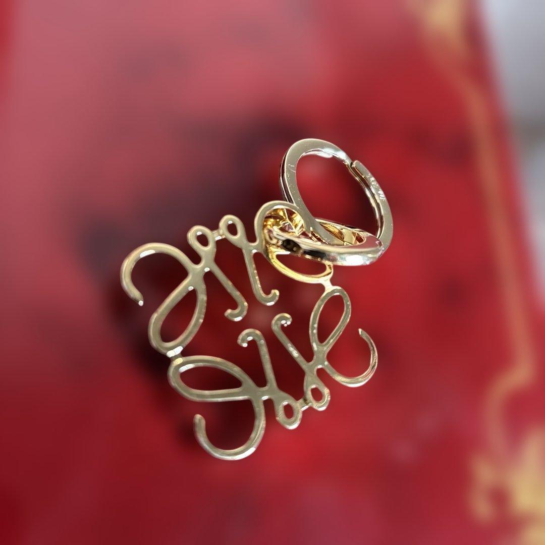 ロエベ❗️キーホルダー　美品❗️ゴールド　アナグラム