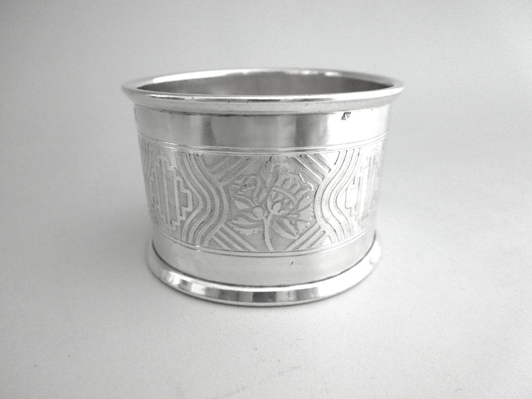 フランス　シルバーナプキンリング　アールデコ　純銀