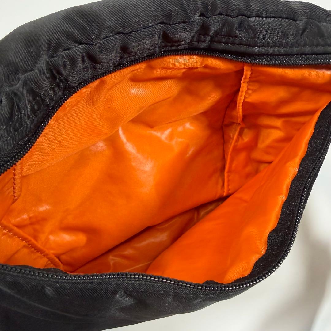 【未使用に近い】ポーター　ボディバッグ　ナイロン　タンカー　ブラック　メンズ