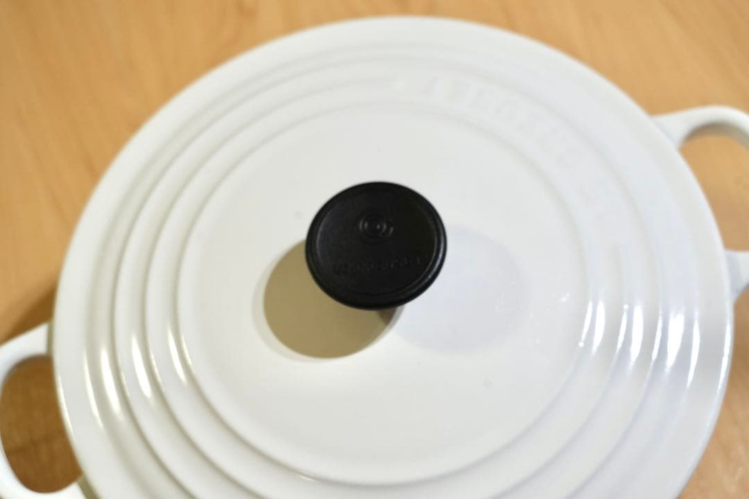 LE CREUSET 両手鍋 22 ホワイト