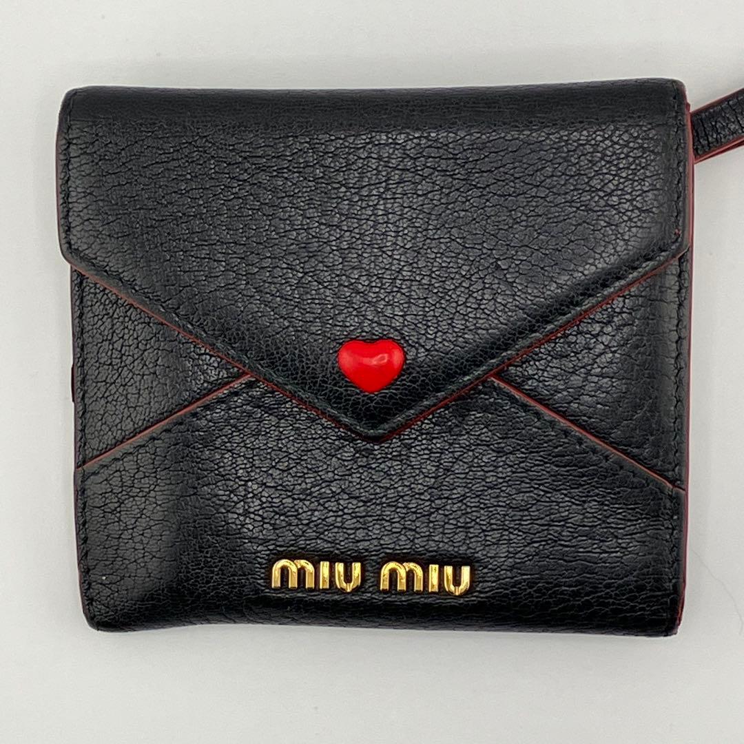 希少✨美品✨ミュウミュウ 三つ折り財布 マドラスラブレター ハート ブラック