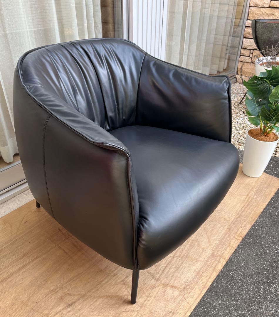 モダンスタイル　ラウンジチェア　② 本革張り　ミッドセンチュリー　シングルソファ