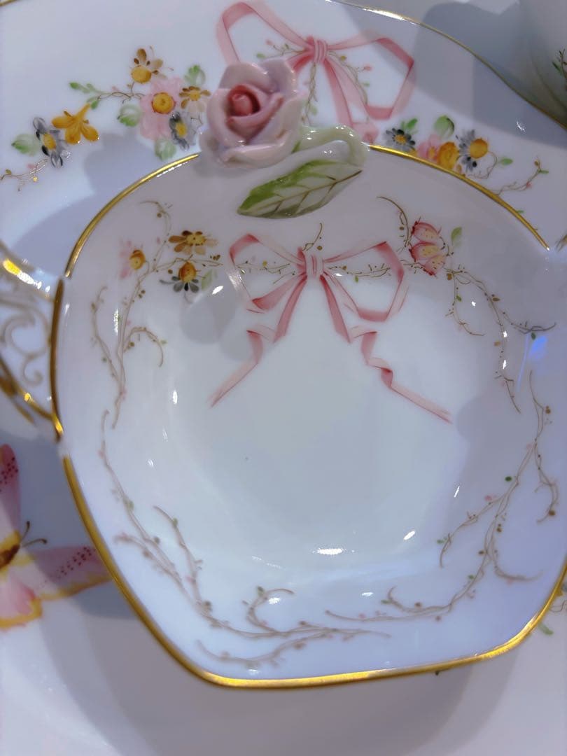 ヘレンド　新品未使用　リボンローズドラジェ　ティーポット型ミニトレー