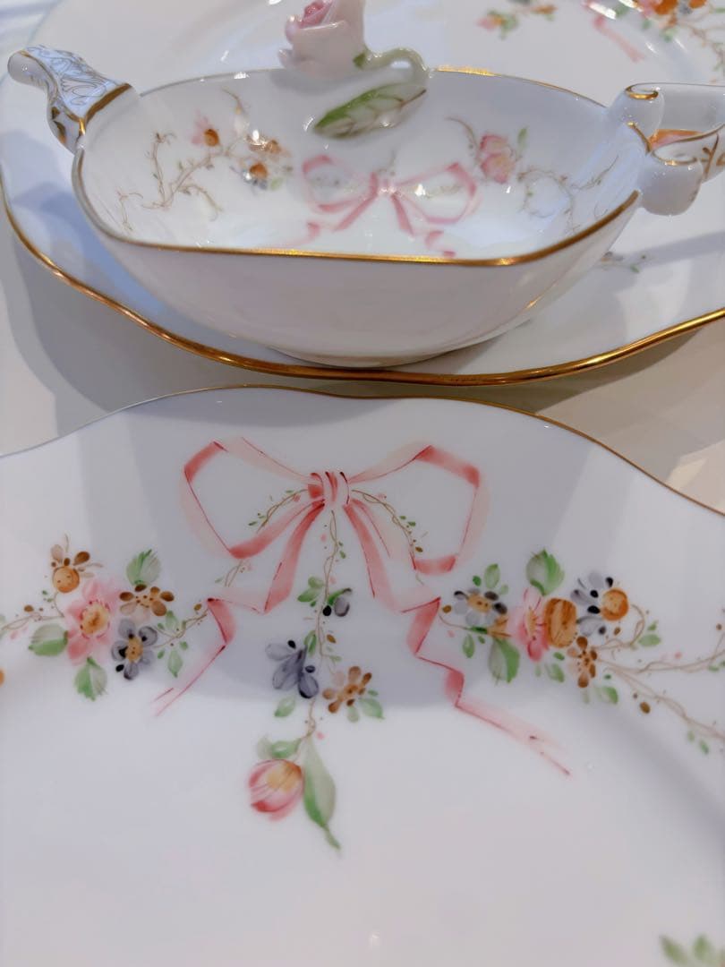 ヘレンド　新品未使用　リボンローズドラジェ　ティーポット型ミニトレー