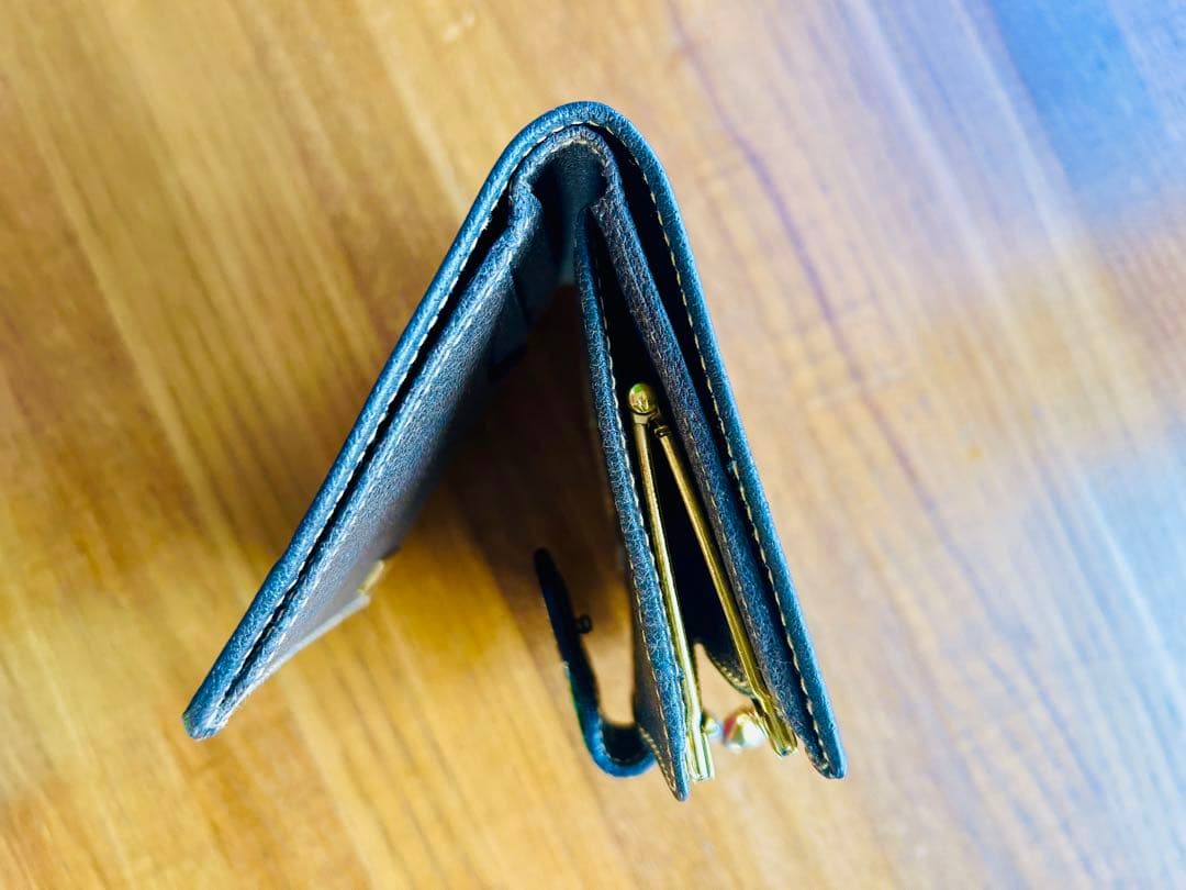 【美品】GUCCI Shelley Line 二つ折り財布