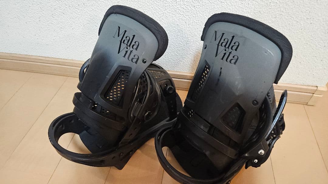 【送料無料】バートン BURTON Mala Vita ビンディング ブラック