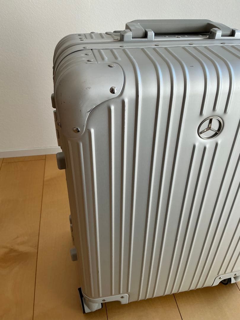 メルセデスベンツ　キャリーケース　スーツケース