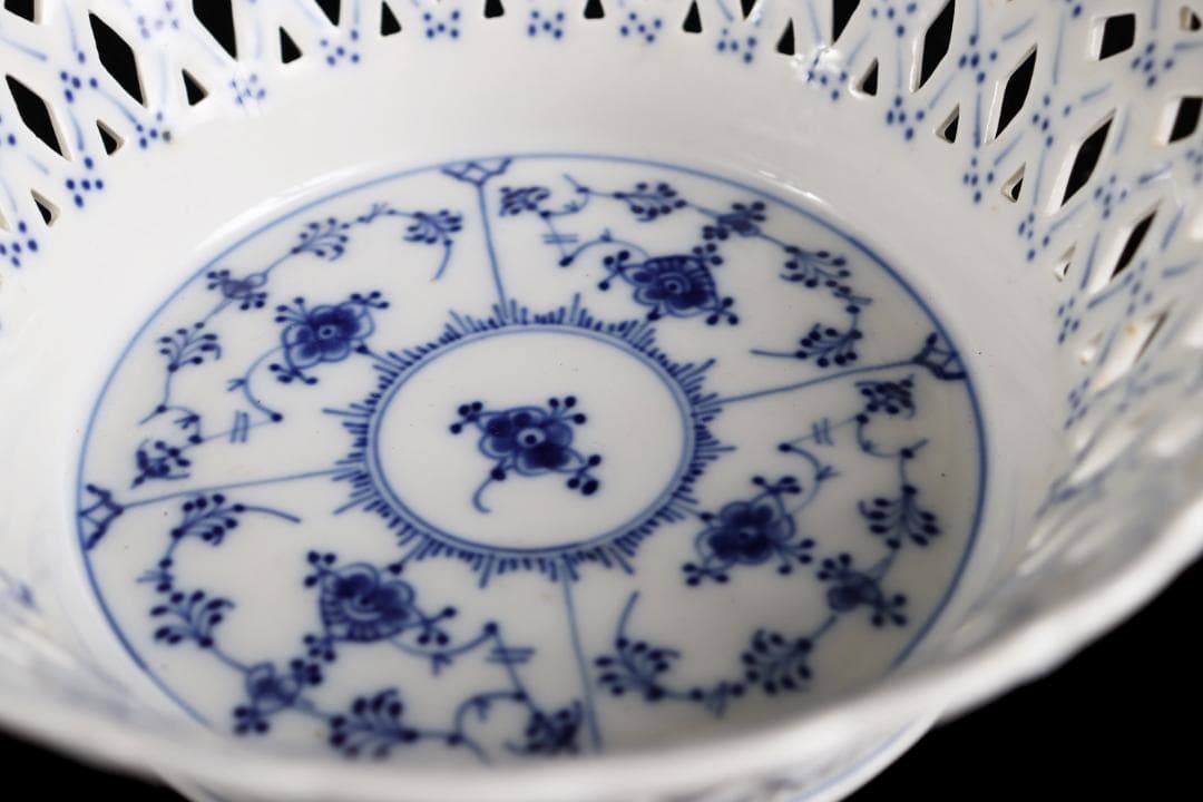 ロイヤルコペンハーゲン フルレース ブルーフルテッド ボウル フルーツバスケット