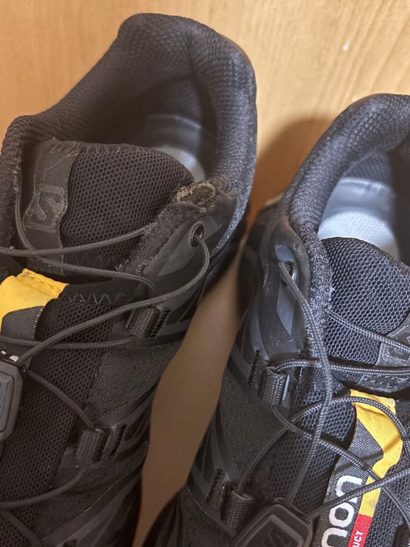 SALOMON ブラック スニーカー　24.5