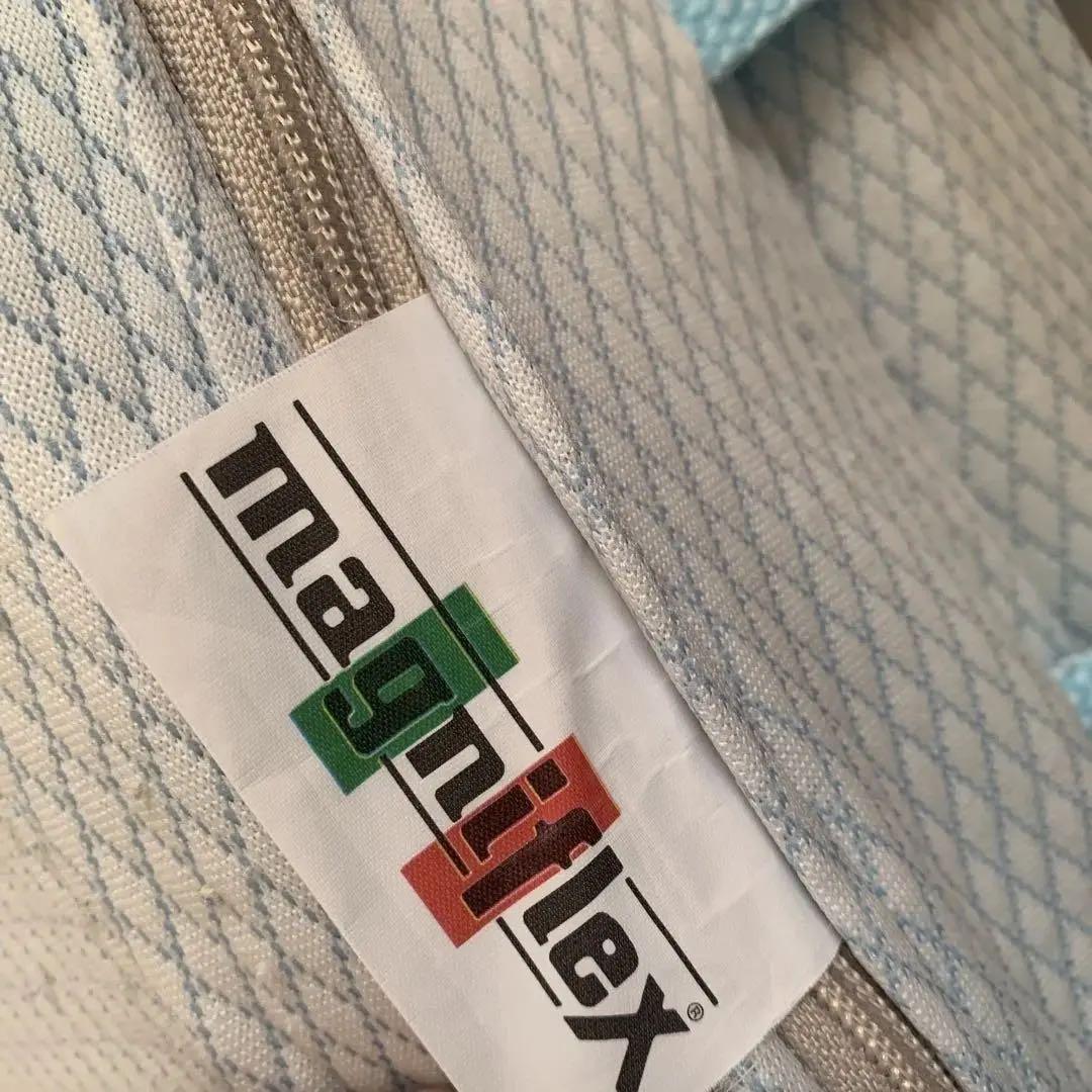 マニフレックス セミダブル マットレス DDウイング　引き取り、横浜市配達も可能