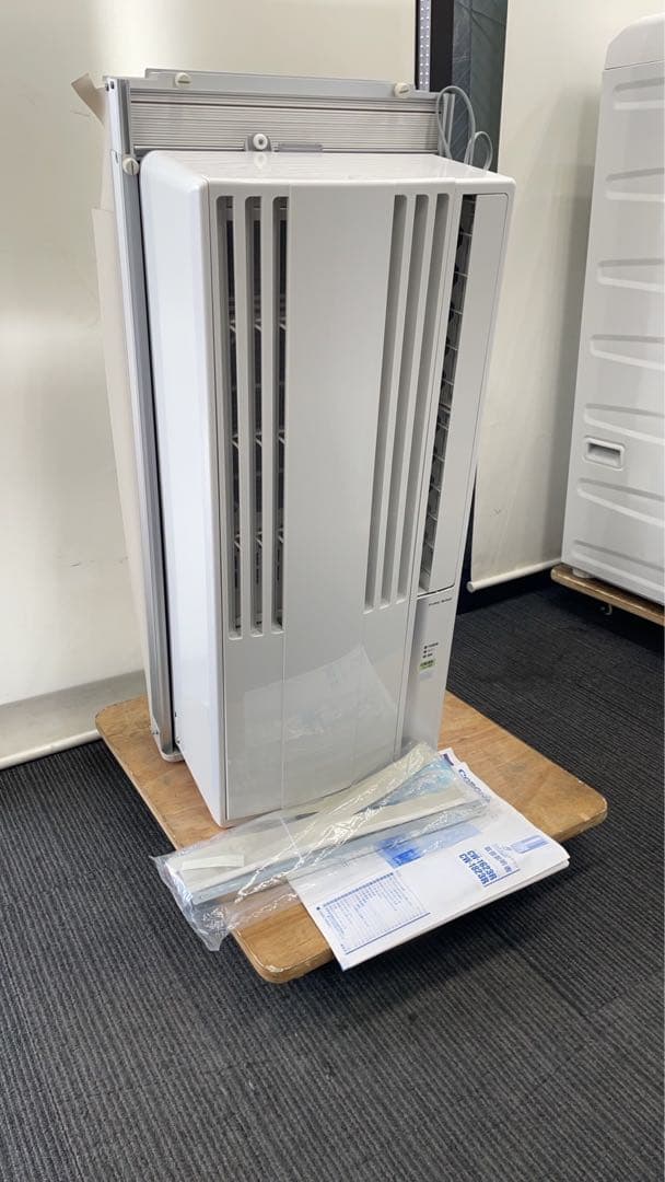 ★中古美品コロナCORONA窓用ク－ラーCW-1623R 冷房エアコン2023年