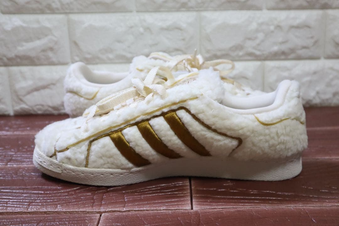 新品 28㎝　アディダス　adidas SUPERSTAR CONCHS