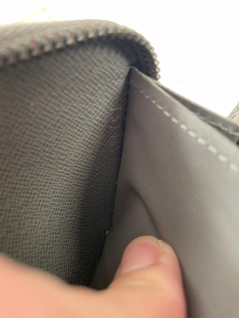 ルイヴィトン ポルトフォイユ コスモス モノグラムチタニウム 長財布 ウォレット