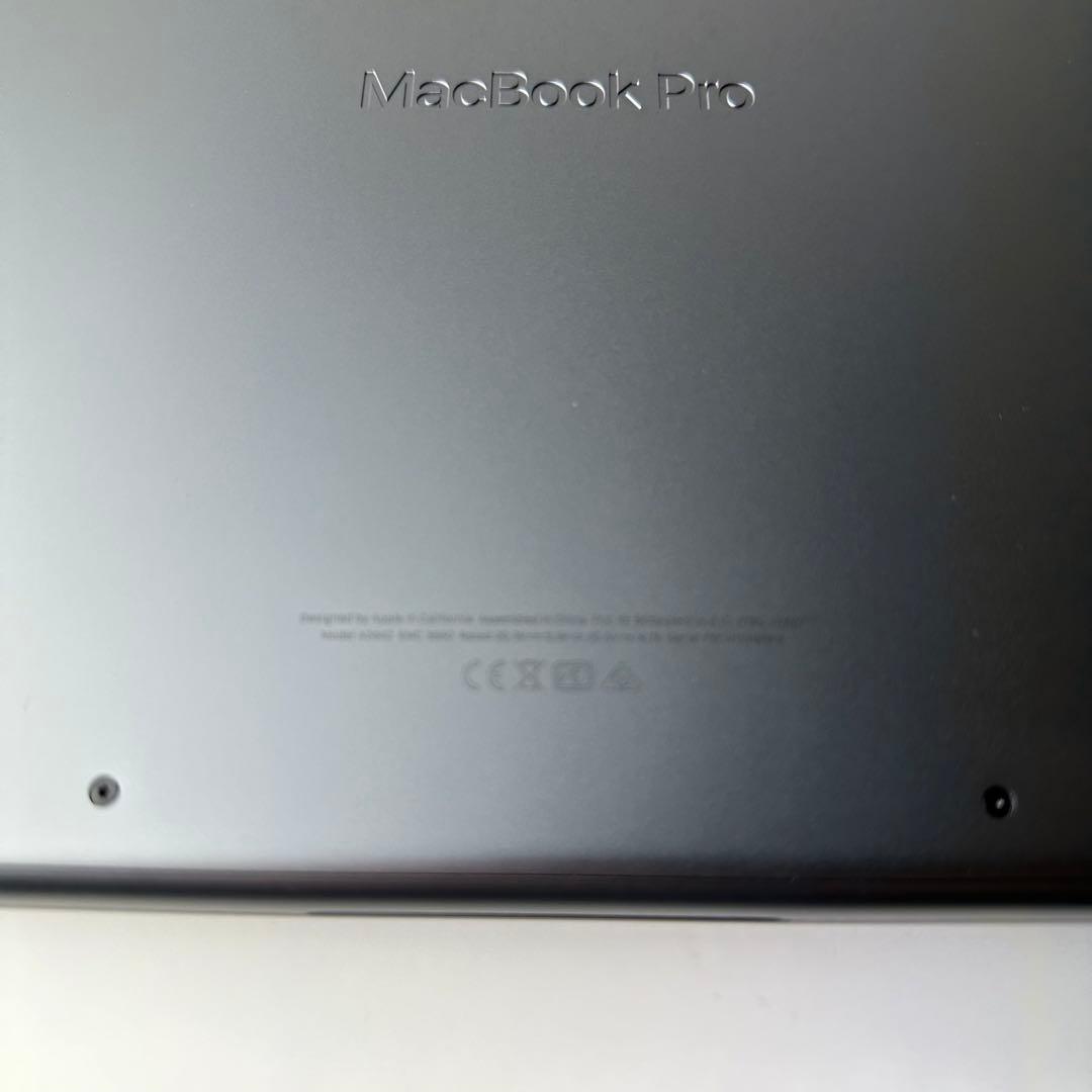 (極美品) MacBook Pro 2021 M1 MAX