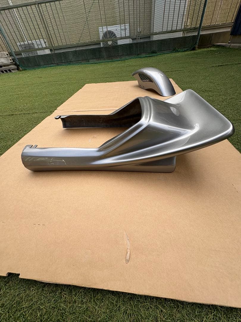 CBX BEET カウルセット ガンメタ