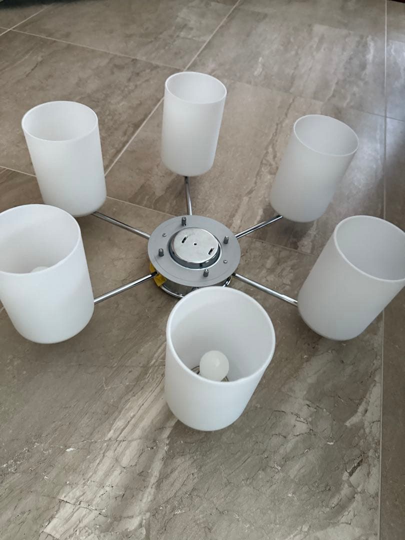 ホワイトガラス シーリングライト 6灯